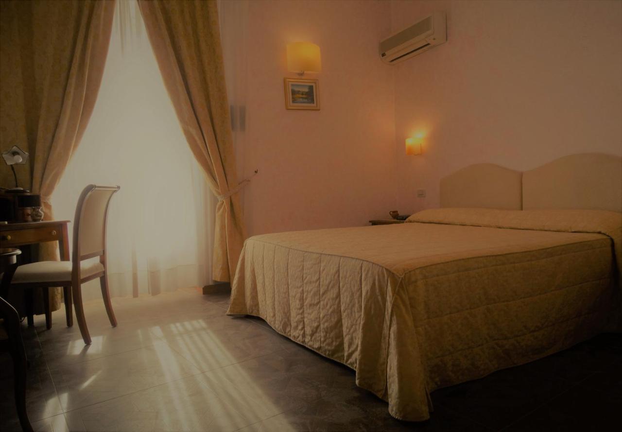 Hotel San Giuseppe Gerace Habitación foto